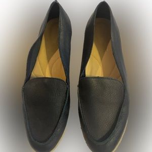 Clarks Artisan Women's Black Genuine Leather Shoes Loafers Sz.8.5M Keesha Luca